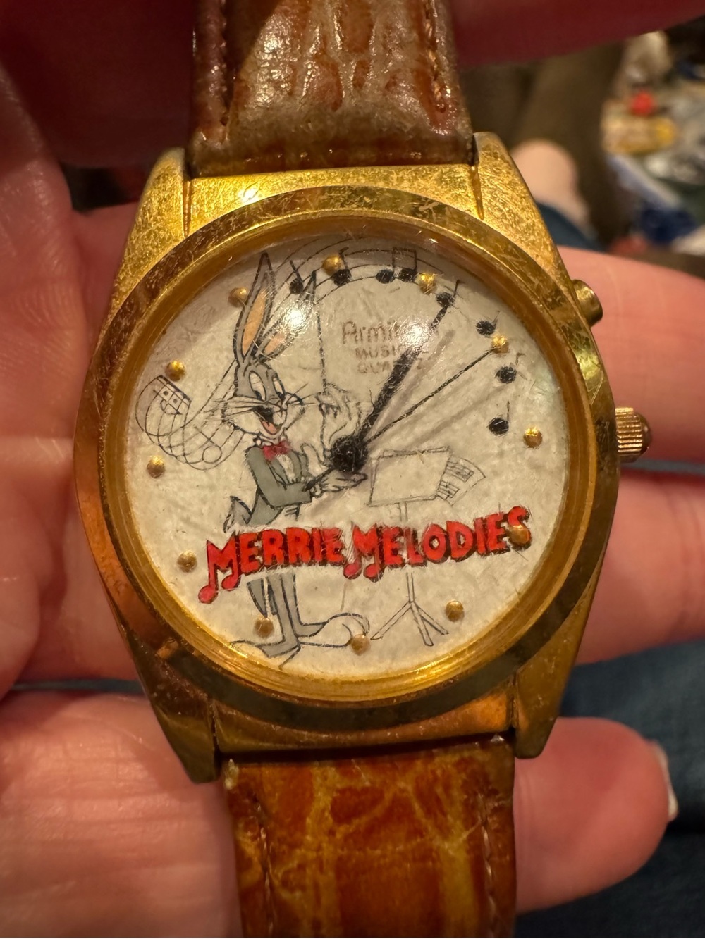 Warner Bros. Gold and Brown Merrie Melodies Bugs Bunny Conductor Watch